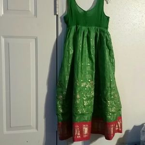 Girls dress